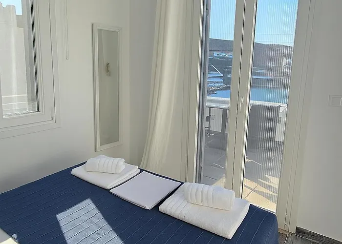 Апартаменты Seafront Alos Gem - Loutra Seaview Escape *